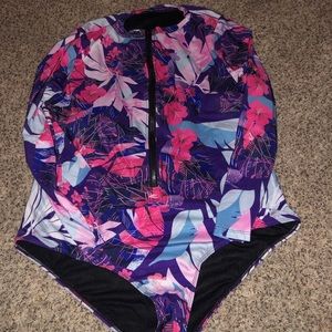 SHEIN rash guard